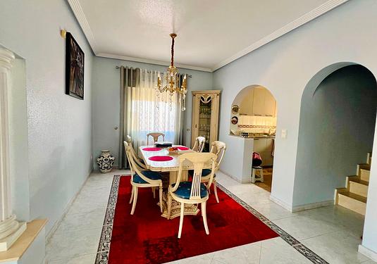 Villa in Orihuela