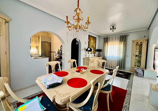 Villa in Orihuela