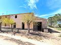 Country house in Yecla