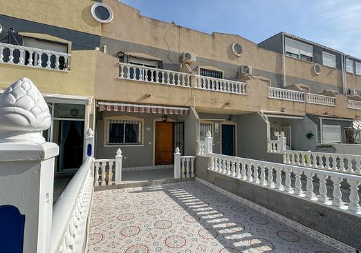 Town house in Orihuela Costa