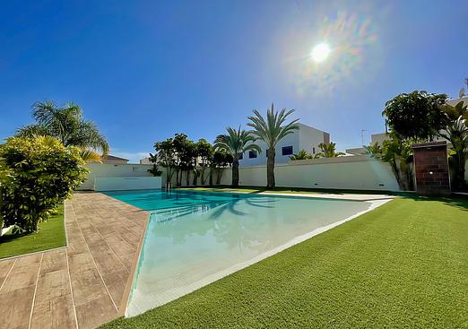 Apartment in Pilar de La Horadada