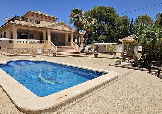 Villa in Pinar de Campoverde