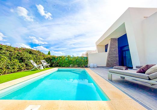 Villa in Algorfa