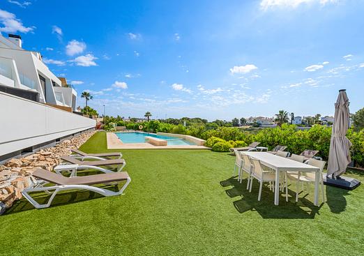 Apartment in Villamartin