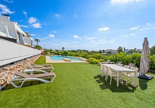 Apartment in Villamartin
