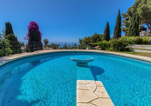 Villa in Benalmadena