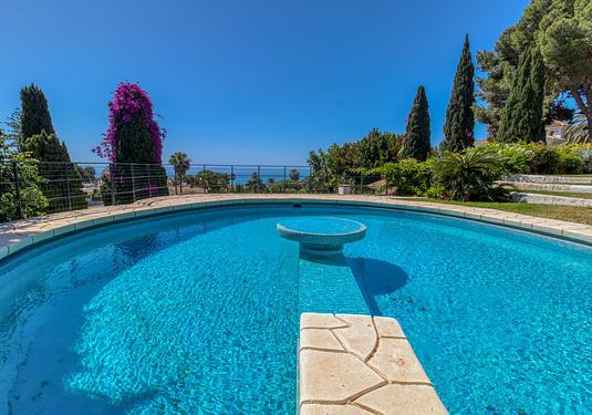 Villa in Benalmadena