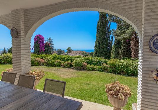 Villa in Benalmadena