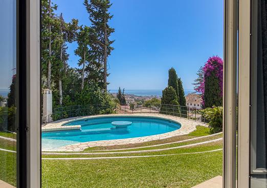 Villa in Benalmadena