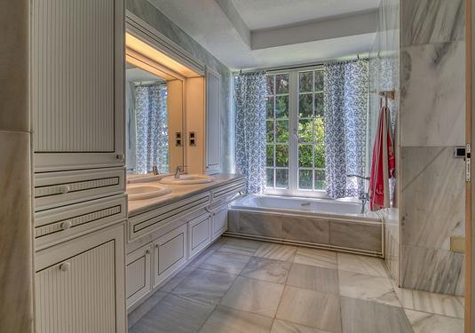 Villa in Benalmadena