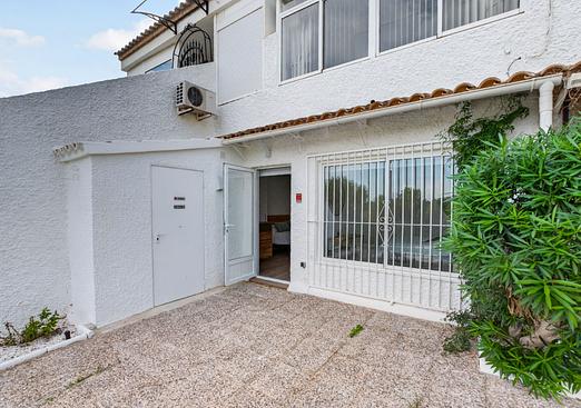 Apartment in Villamartin