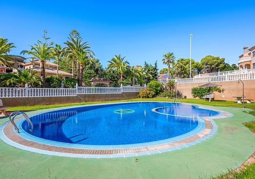 Villa in Villamartin