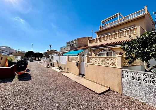Town house in Torrevieja