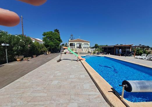 Villa in Dolores
