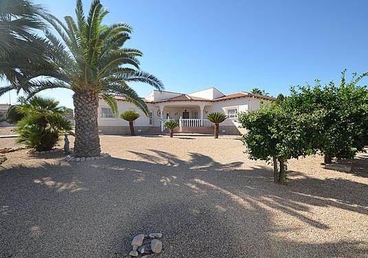 Villa in Campos del Río