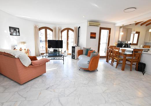 Villa in Algorfa