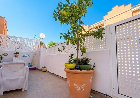Town house in El Vergel