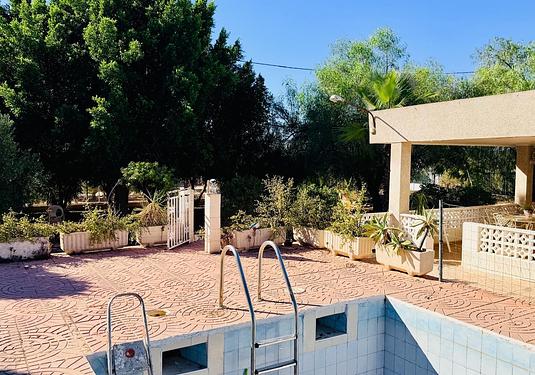 Villa in Crevillent