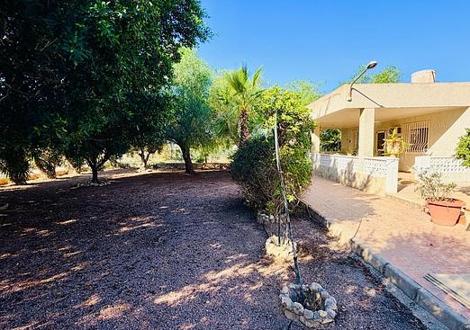 Villa in Crevillent