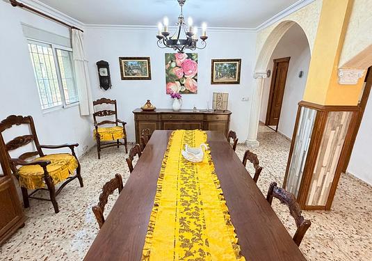 Villa in Crevillent