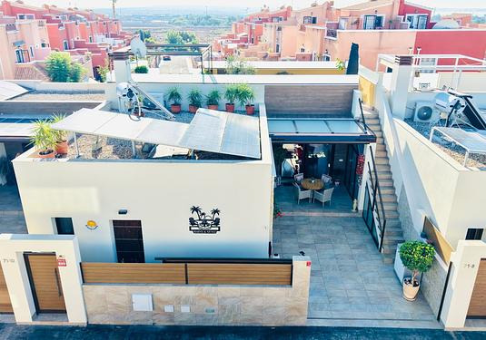 Town house in Los Montesinos