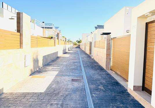 Town house in Los Montesinos