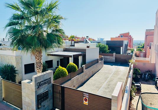 Town house in Los Montesinos