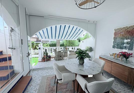 Villa in Villamartin