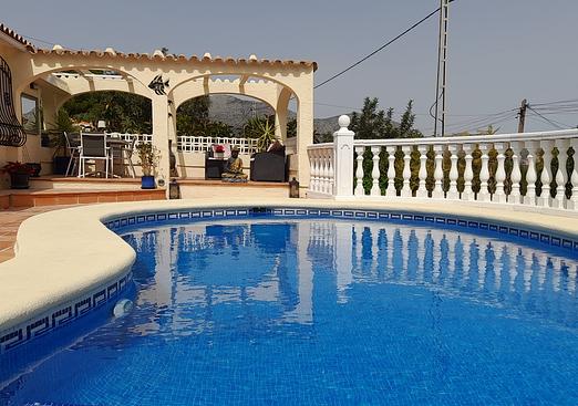 Villa in Orba