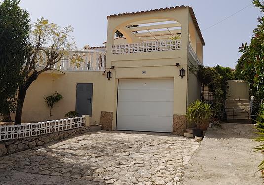 Villa in Orba