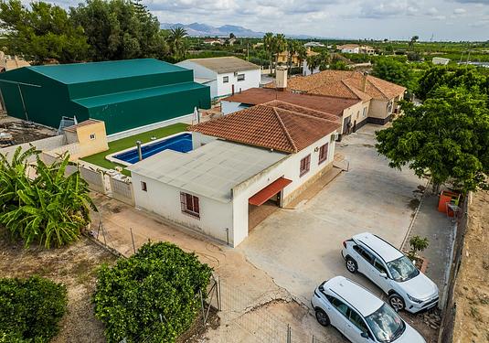 Villa in Orihuela