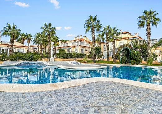 Apartment in Orihuela Costa