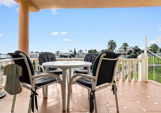 Apartment in Orihuela Costa