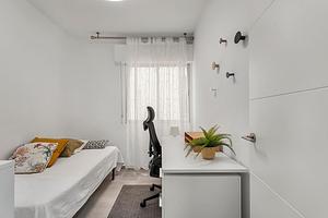 thumb 28