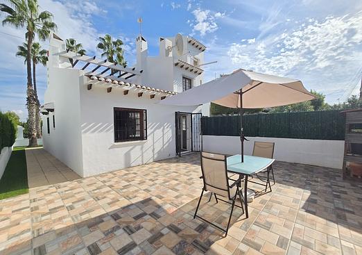 Town house in Villamartin