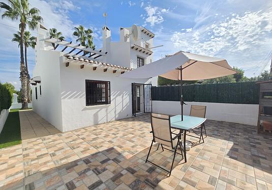 Town house in Villamartin