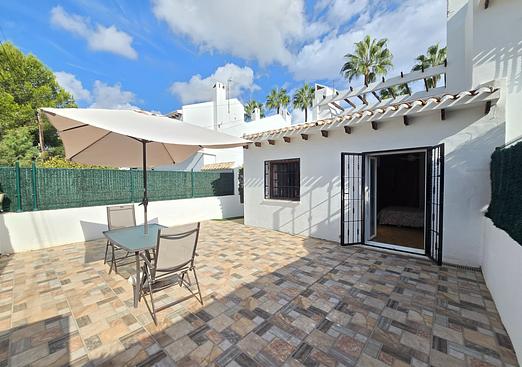 Town house in Villamartin