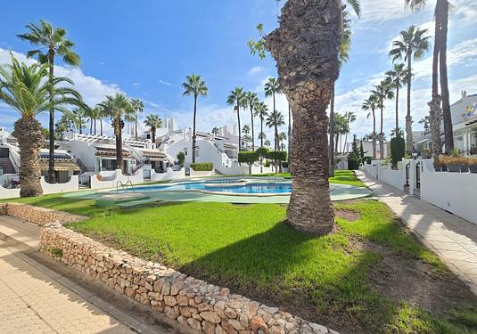 Town house in Villamartin