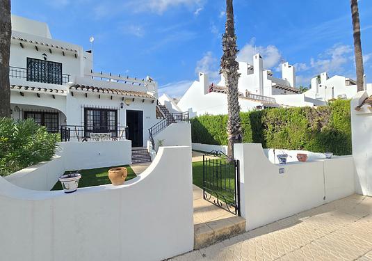 Town house in Villamartin