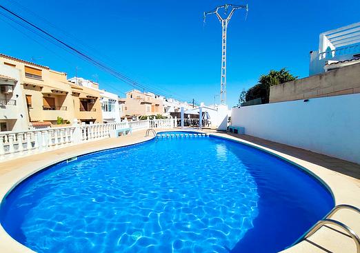 Town house in Los Balcones