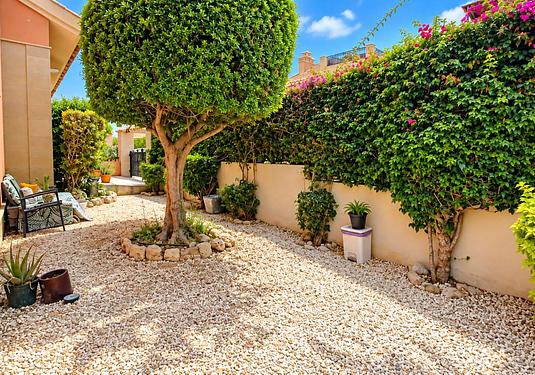 Villa in Algorfa