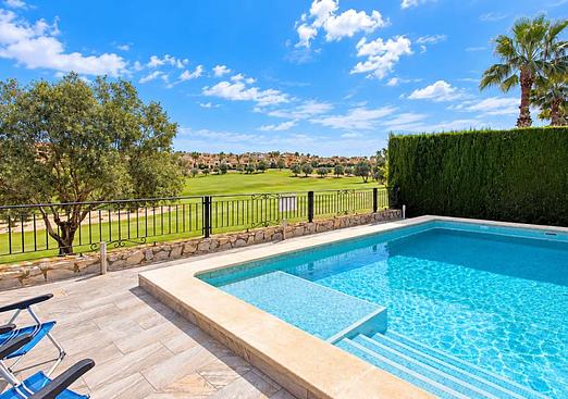Villa in Algorfa
