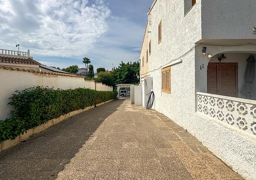 Town house in Playa Flamenca