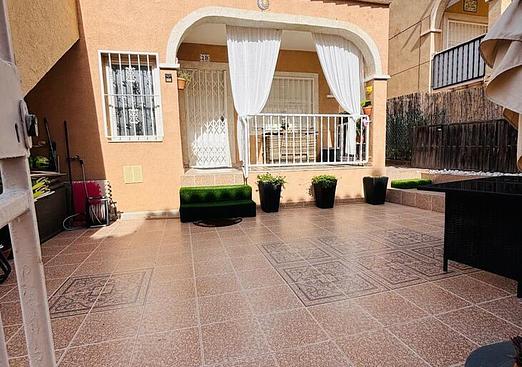 Apartment in Orihuela Costa