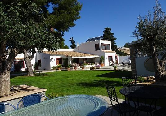 Villa in Orihuela Costa