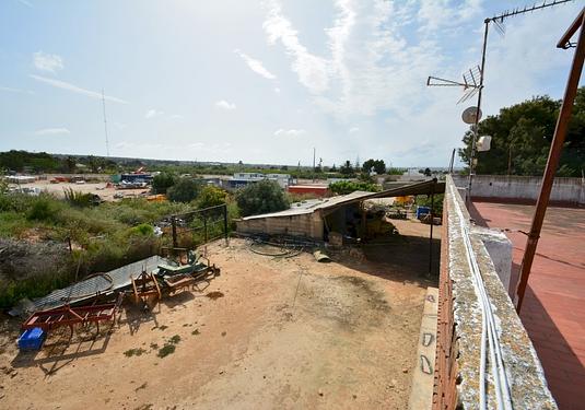 Villa in Guardamar del Segura