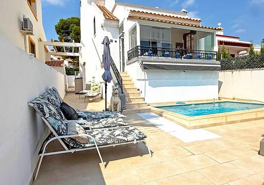 Villa in Orihuela Costa