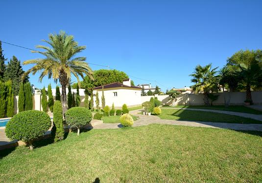 Villa in Orihuela Costa