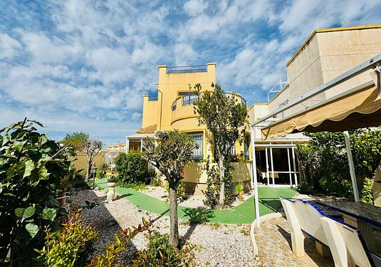 Villa in Orihuela Costa