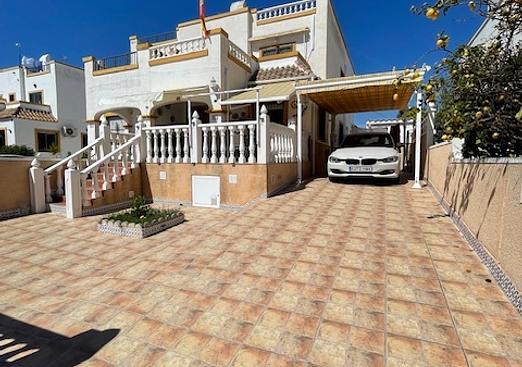 Quad house in Orihuela Costa